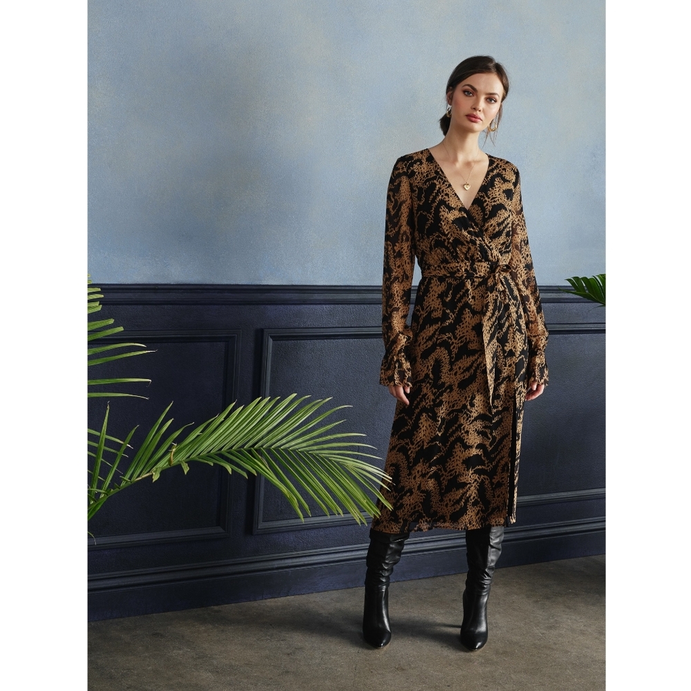 PAIGE Silk Chamomile Dress Long Sleeve Wrap Print Mixed Tiger Size Medium